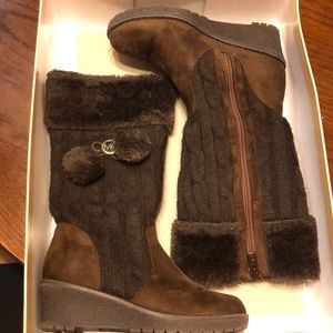 Worn/Kendall Boot/ Girl (youth)/Michael Kors